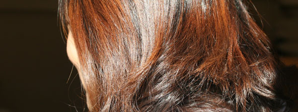茶髪はヘナでどう染まる？ヘアダイで茶髪に染まった髪にヘナした場合は赤オレンジ色に染まる？